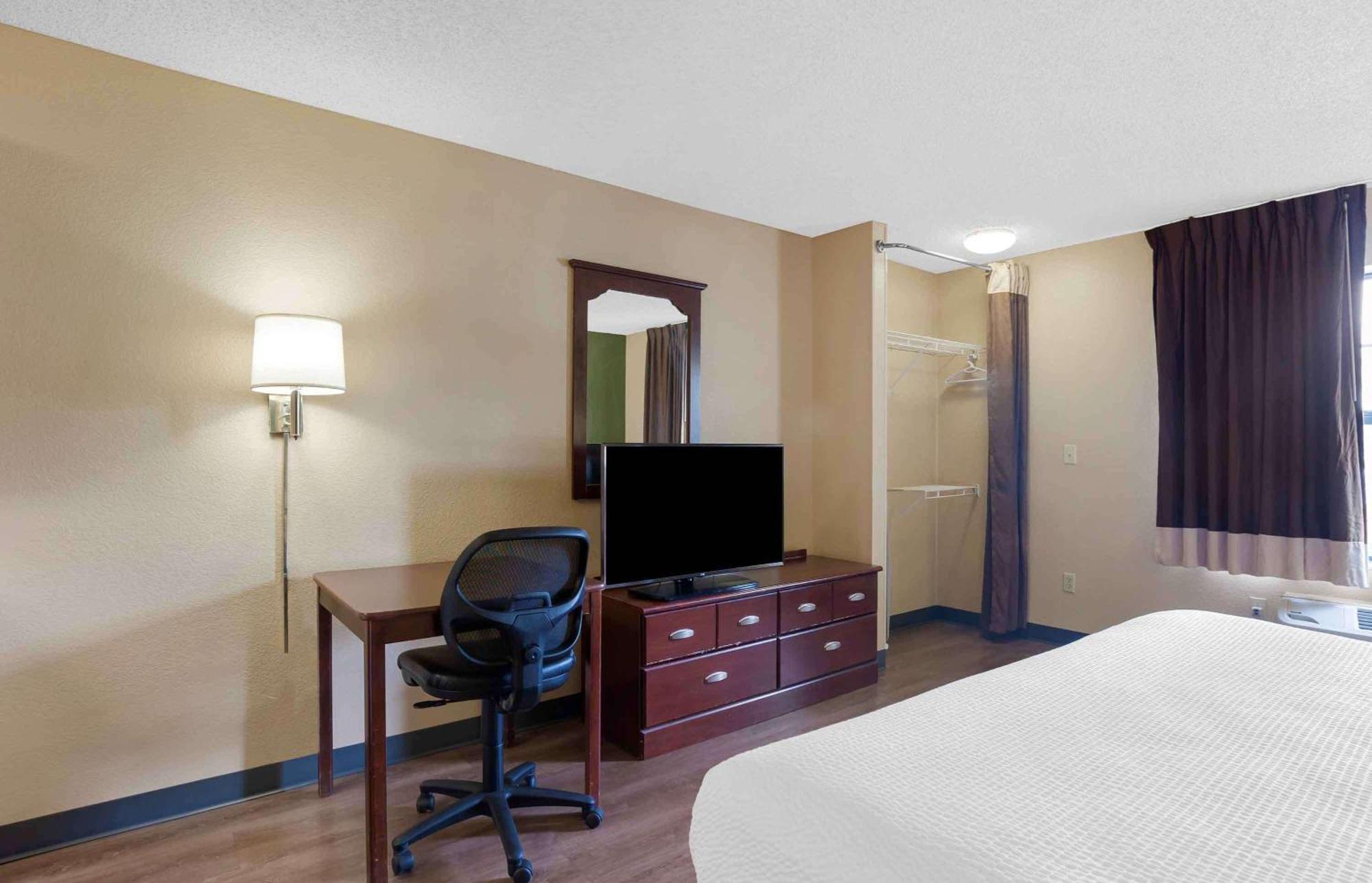 Extended Stay America Suites - Fort Lauderdale - Cypress Creek - Andrews Ave Oakland Park Exterior foto