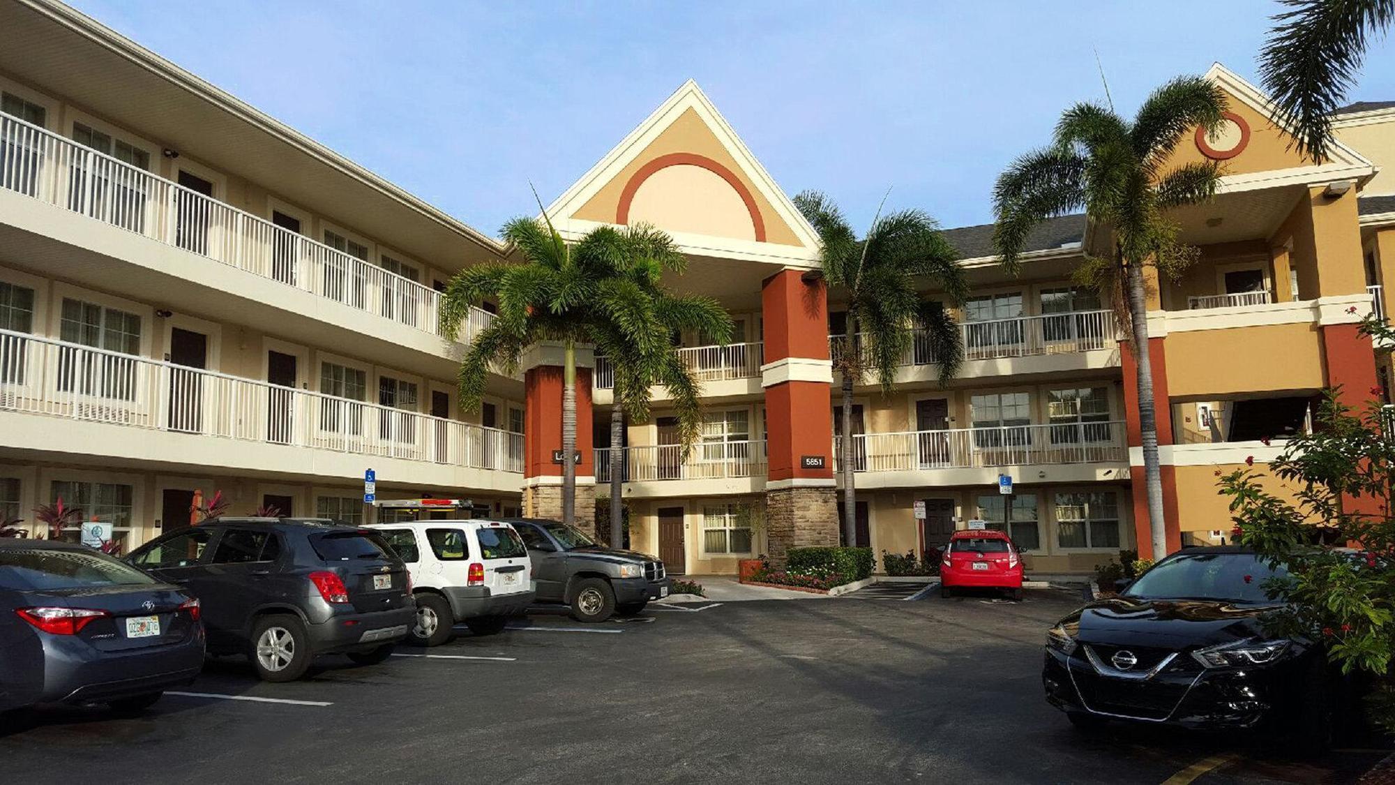 Extended Stay America Suites - Fort Lauderdale - Cypress Creek - Andrews Ave Oakland Park Exterior foto